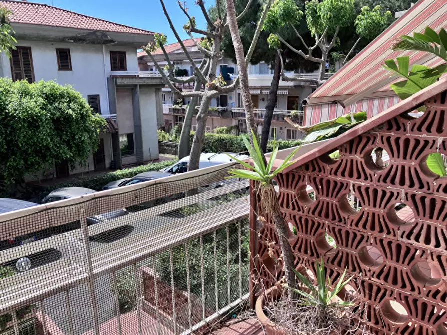 Immagine 22 di Appartamento in vendita  in Via Acicastello, 85 a Aci Castello
