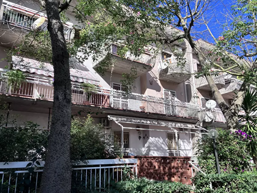 Immagine 28 di Appartamento in vendita  in Via Acicastello, 85 a Aci Castello
