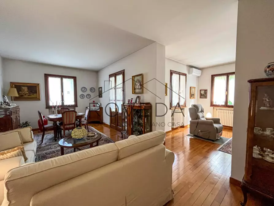 Immagine 8 di Casa indipendente in vendita  in Via Fratelli Cervi a Casier