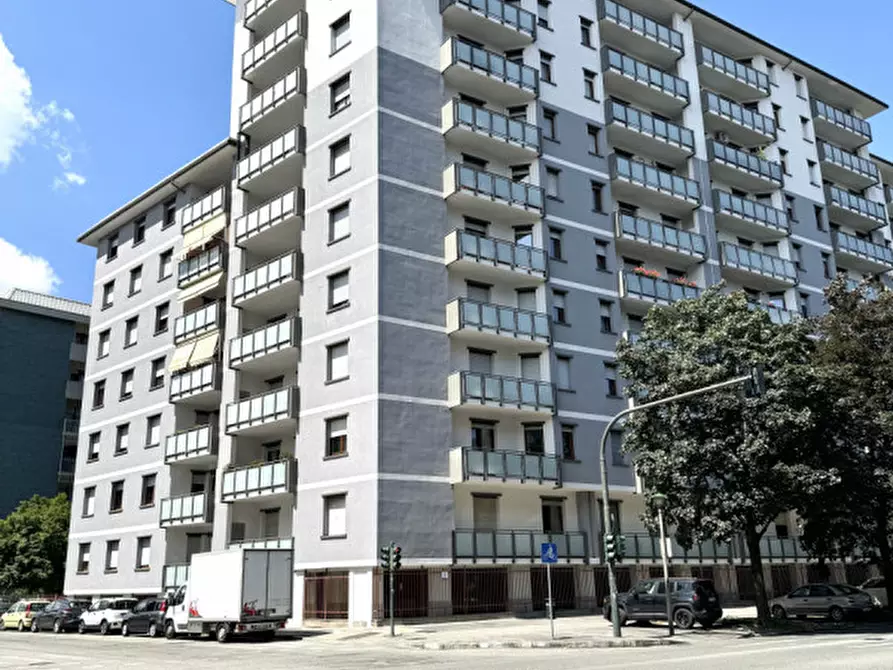 Immagine 1 di Garage in vendita  in Via San Remo a Torino