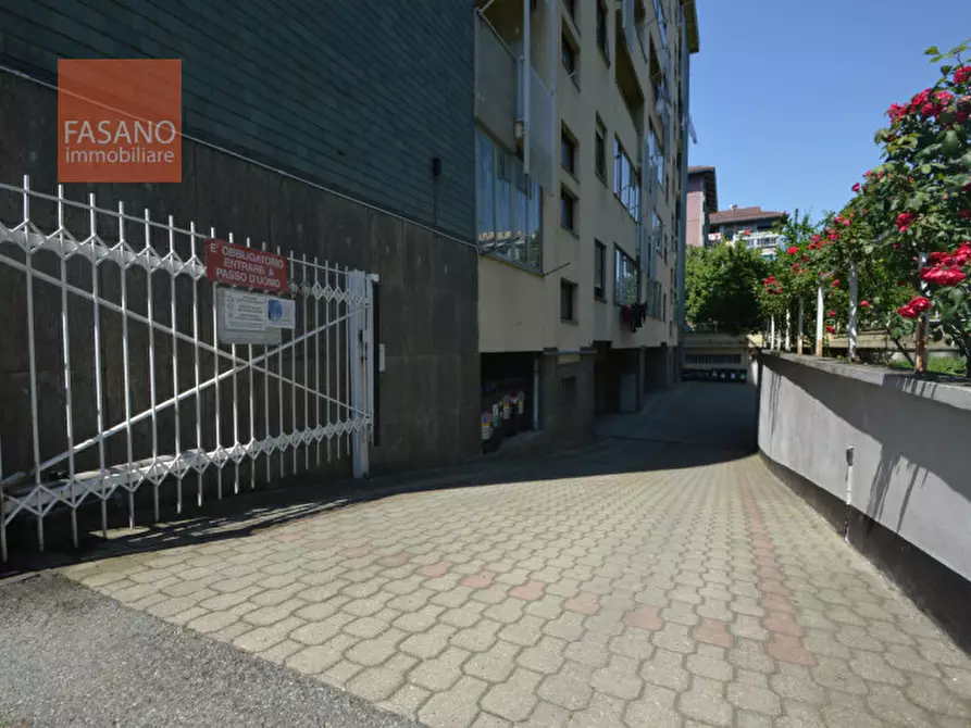 Immagine 3 di Garage in vendita  in Via San Remo a Torino