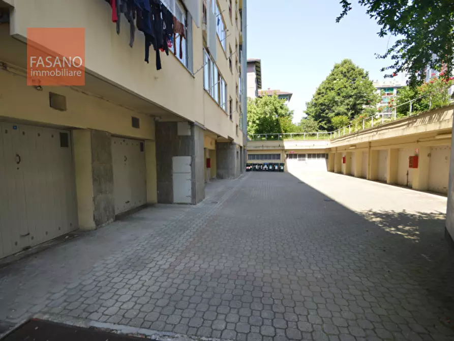 Immagine 4 di Garage in vendita  in Via San Remo a Torino