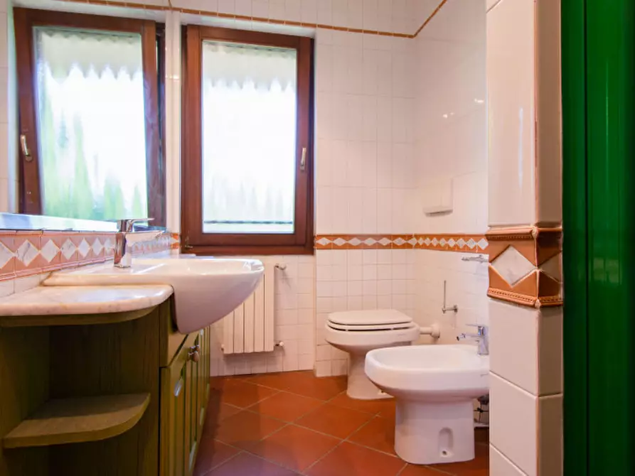 Immagine 10 di Casa indipendente in vendita  in Via Carlo Forlanini a Prato