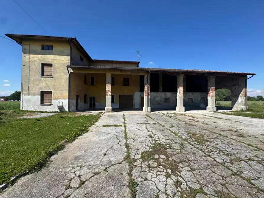 Immagine 5 di Rustico / casale in vendita  in via.Zilie Inferiori n.40 a Calvisano