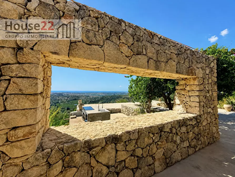 Immagine 4 di Villa in vendita  in Contrada Fiumara a Noto