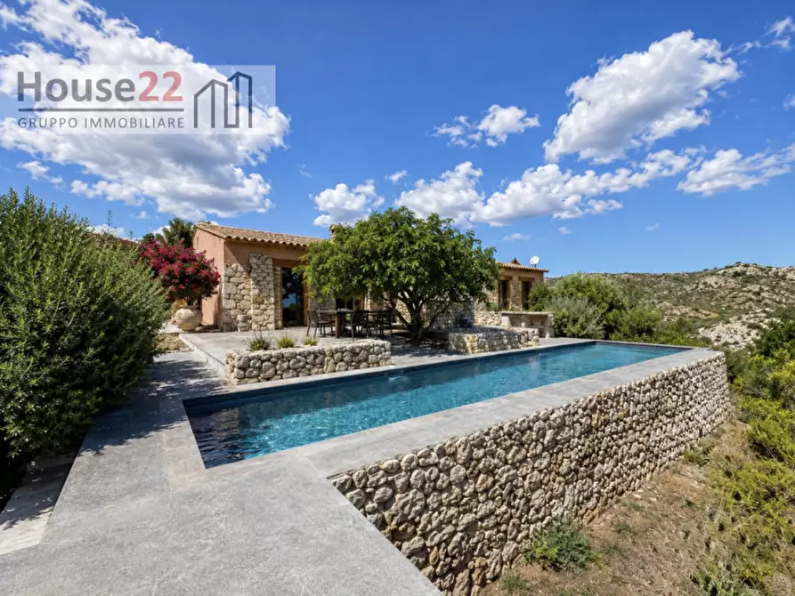 Immagine 21 di Villa in vendita  in Contrada Fiumara a Noto