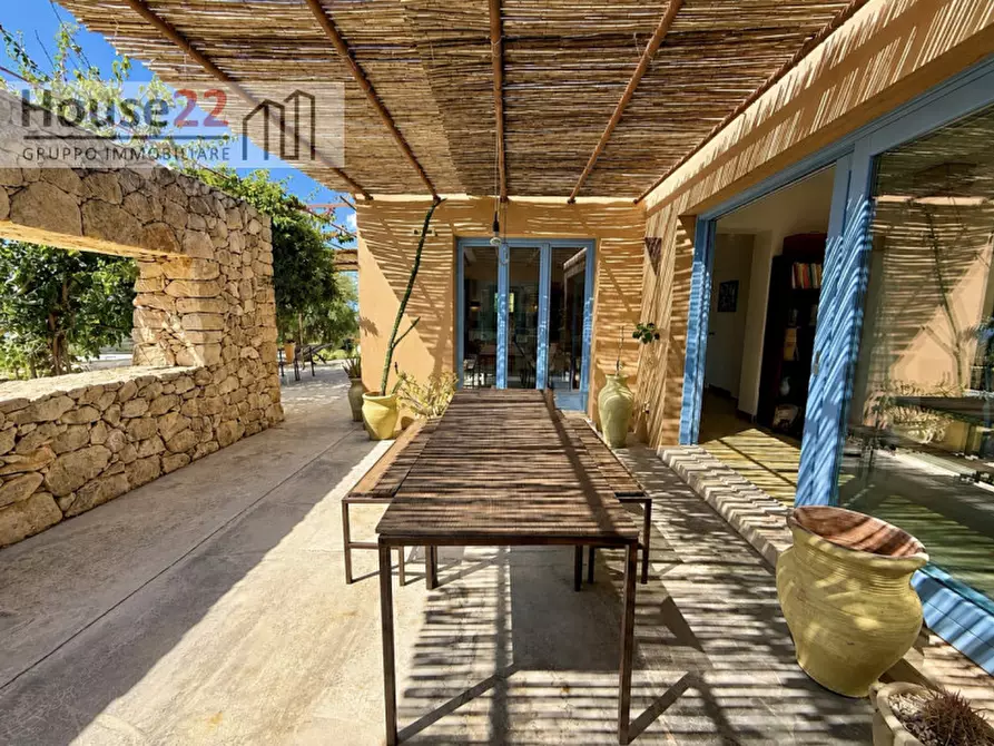 Immagine 23 di Villa in vendita  in Contrada Fiumara a Noto