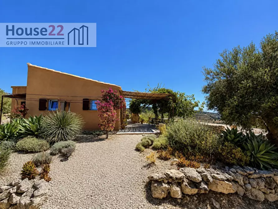 Immagine 24 di Villa in vendita  in Contrada Fiumara a Noto