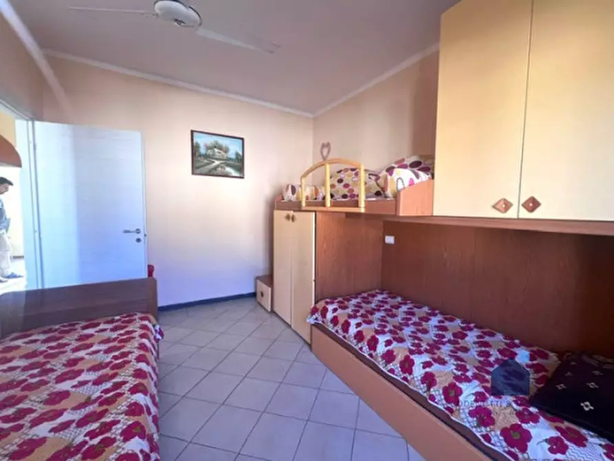 Immagine 26 di Appartamento in vendita  in VIA VITTORIO VENETO a Castenedolo