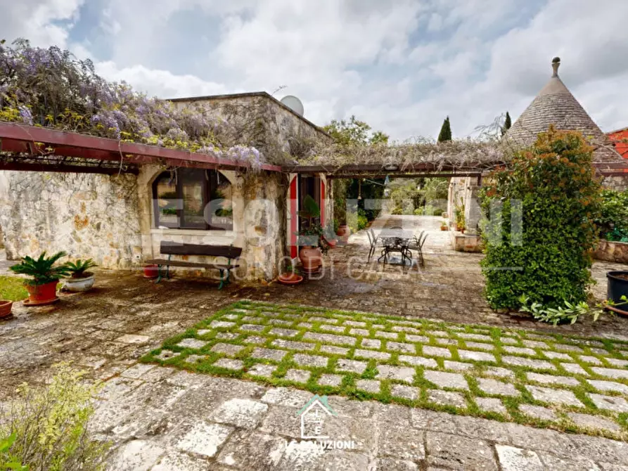 Immagine 22 di Villa in vendita  in Strada comunale Pozzo lo Pico I 30 a Putignano