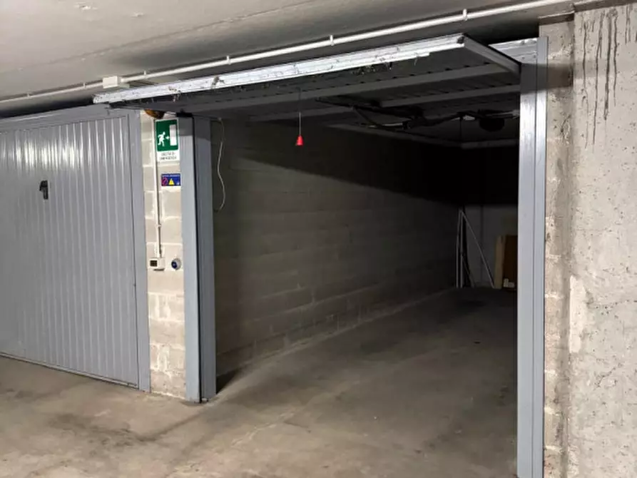Immagine 5 di Garage in vendita  a Monfalcone