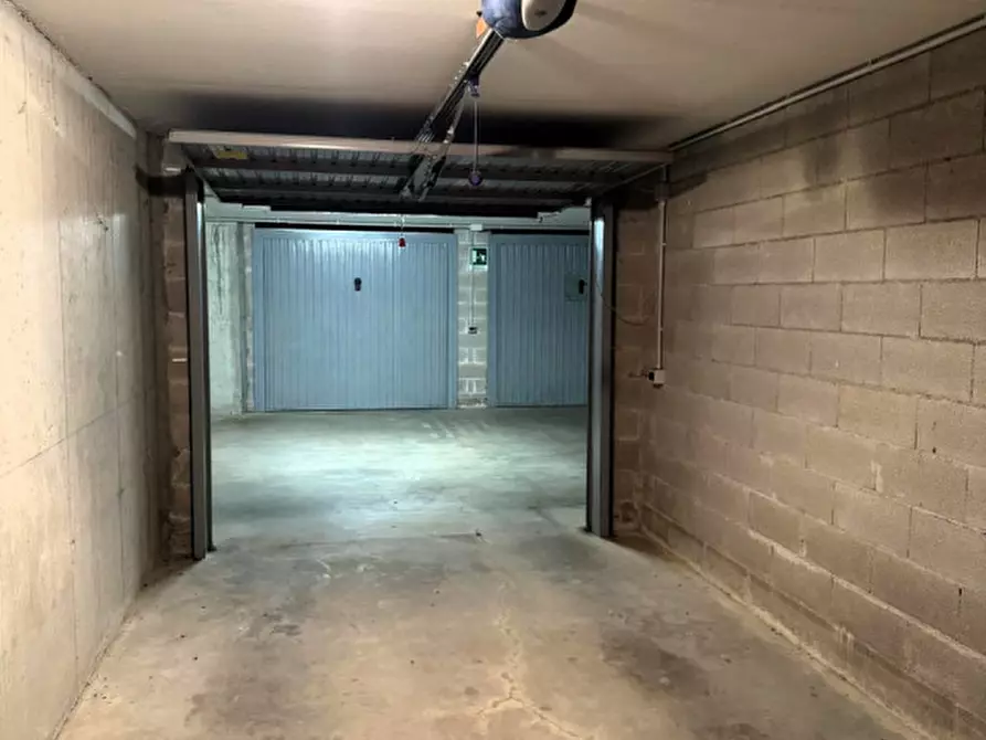 Immagine 12 di Garage in vendita  a Monfalcone