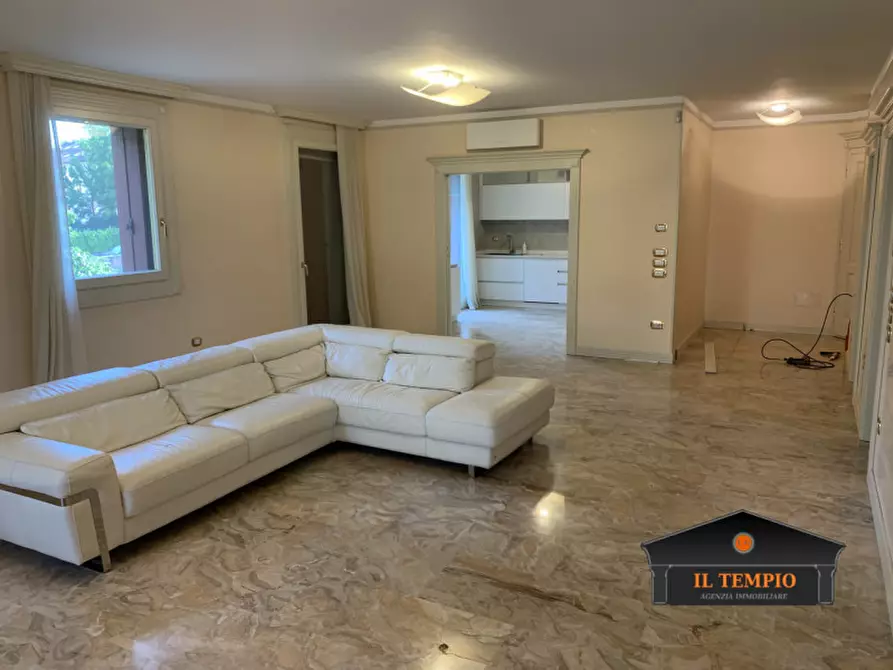 Immagine 1 di Appartamento in affitto  in corso fogazzaro a Vicenza