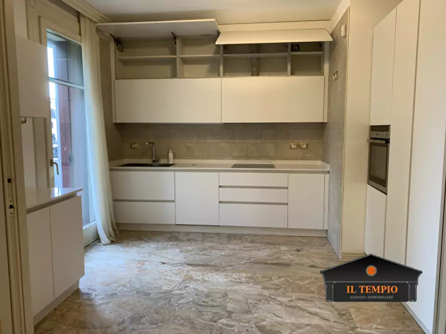 Immagine 4 di Appartamento in affitto  in corso fogazzaro a Vicenza
