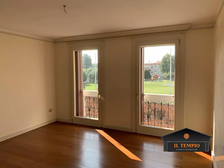 Immagine 11 di Appartamento in affitto  in corso fogazzaro a Vicenza