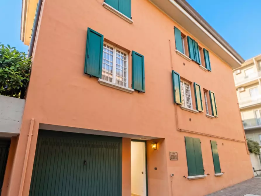 Immagine 6 di Appartamento in vendita  in Via degli Orti a Bologna