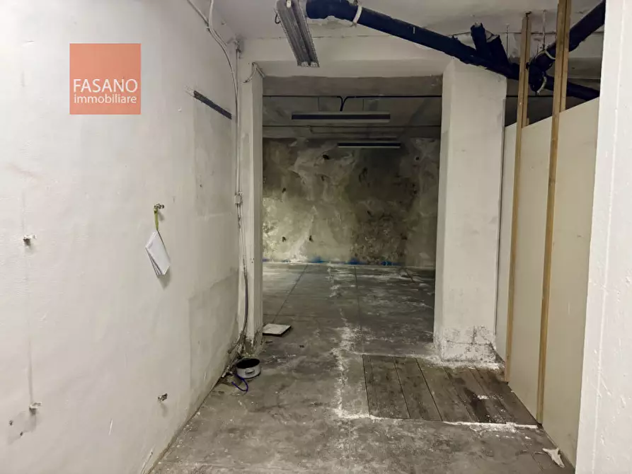 Immagine 13 di Ufficio in vendita  in Via Emanuele Luserna di Rorà a Torino