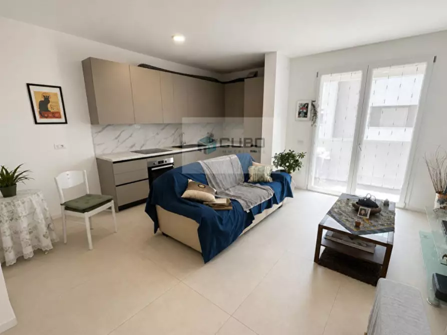 Immagine 1 di Appartamento in vendita  in Via Giovanni Duprè a Padova