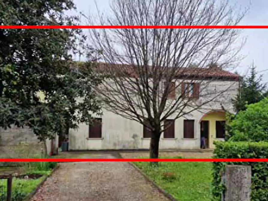 Immagine 1 di Appartamento in vendita  in Via Le Basse, 28 a Oderzo