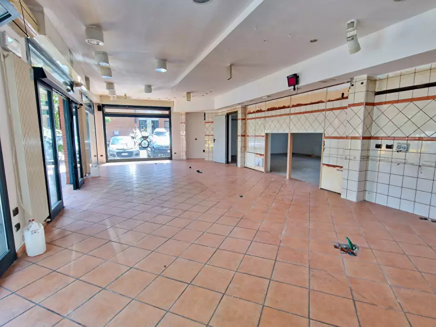Immagine 8 di Negozio in affitto  in Via Sandro Pertini,1 a Anzola Dell'emilia