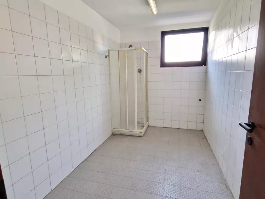 Immagine 13 di Negozio in affitto  in Via Sandro Pertini,1 a Anzola Dell'emilia