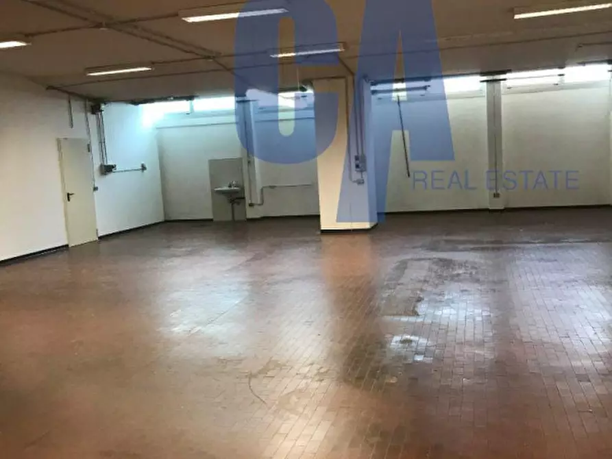 Immagine 1 di Magazzino in affitto  in VIA MECENATE a Milano
