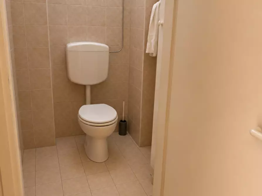 Immagine 5 di Negozio in affitto  a Cittadella