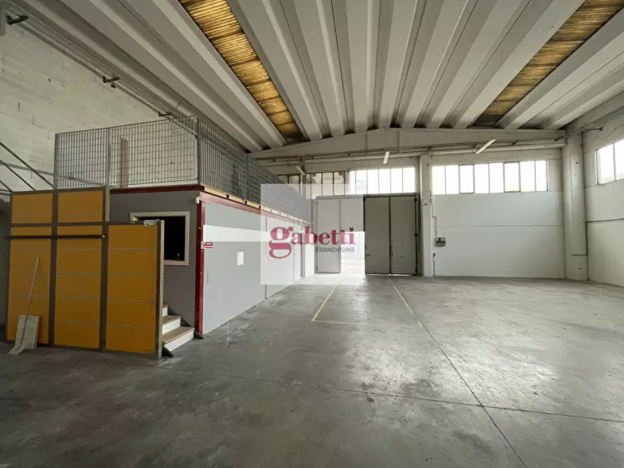 Immagine 2 di Loft/Open space in affitto  in Via Piccà Grolli a Rubano