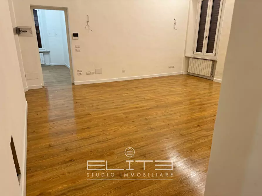 Immagine 9 di Appartamento in vendita  in CORSO AMENDOLA a Ancona