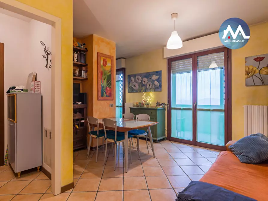 Immagine 3 di Appartamento in vendita  in Via La Rocca a Montelabbate