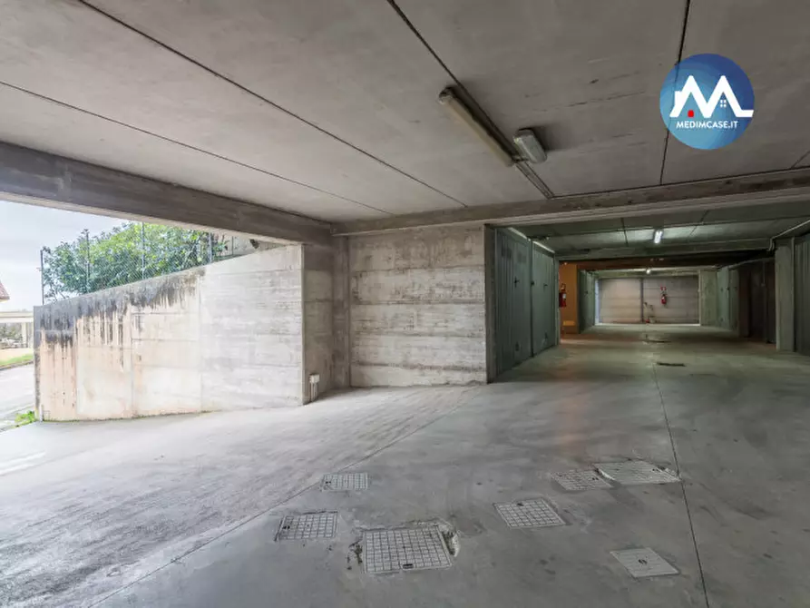 Immagine 23 di Appartamento in vendita  in Via La Rocca a Montelabbate