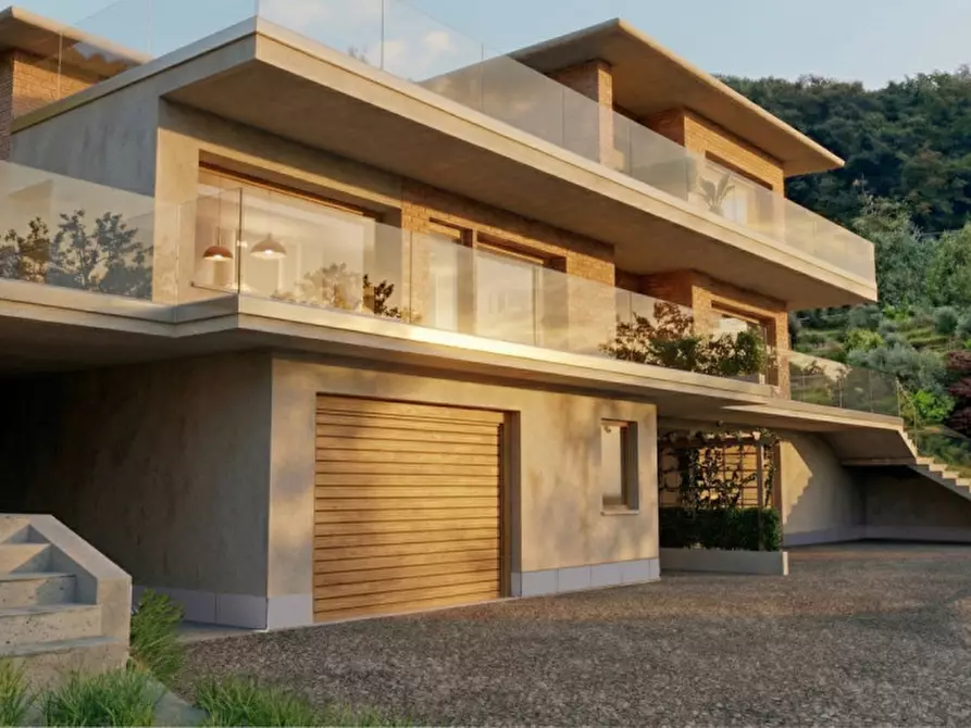 Immagine 4 di Casa bifamiliare in vendita  in Viale Asiago a Bassano Del Grappa