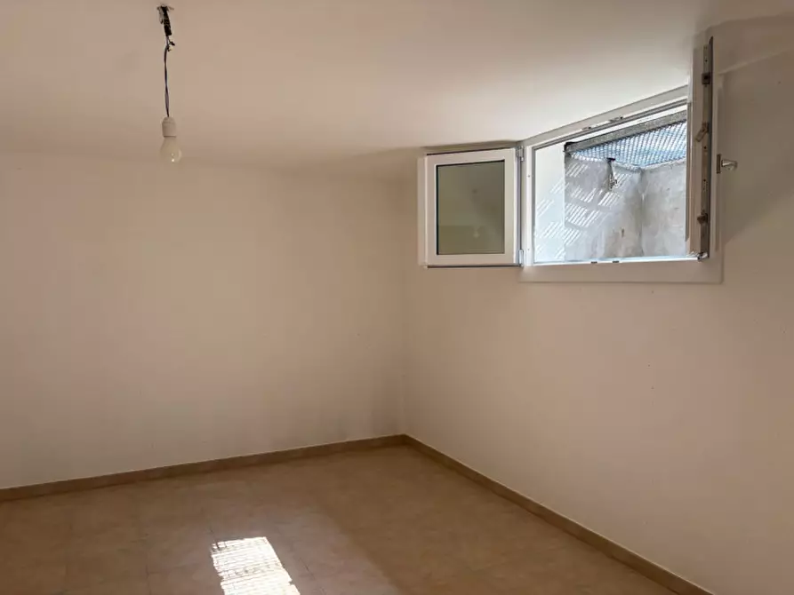 Immagine 2 di Casa bifamiliare in vendita  in Via Montello a Noale