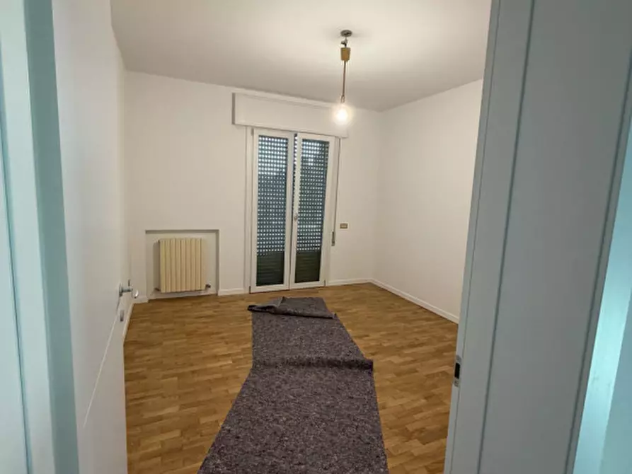 Immagine 7 di Casa bifamiliare in vendita  in Via Montello a Noale