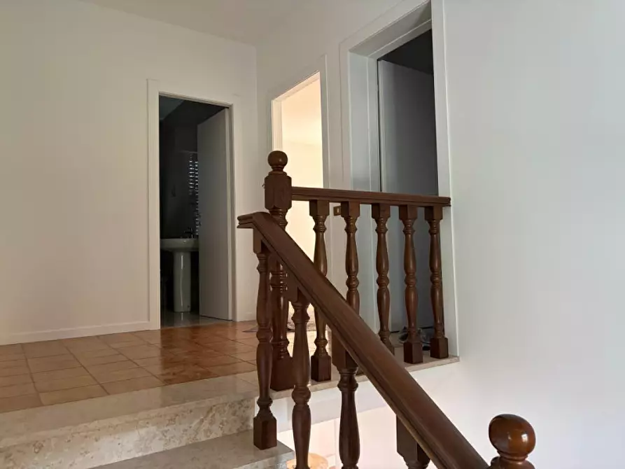 Immagine 17 di Casa bifamiliare in vendita  in Via Montello a Noale