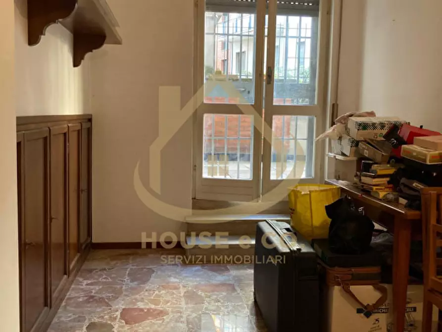 Immagine 8 di Laboratorio in vendita  in VIA del CARROBBIO a Vigevano