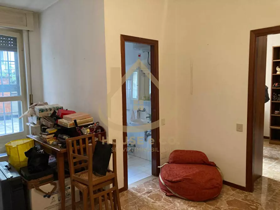 Immagine 10 di Laboratorio in vendita  in VIA del CARROBBIO a Vigevano