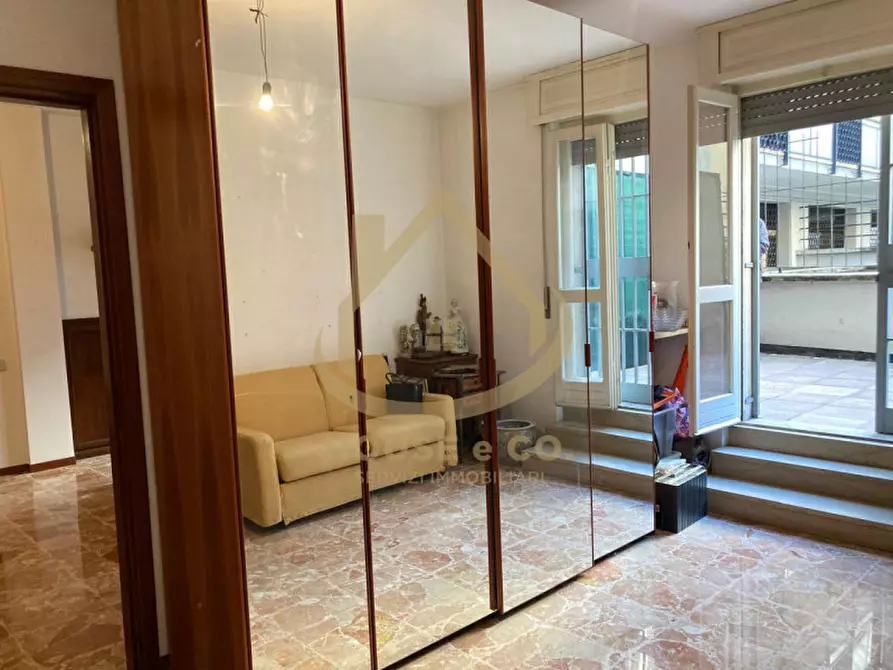 Immagine 19 di Laboratorio in vendita  in VIA del CARROBBIO a Vigevano