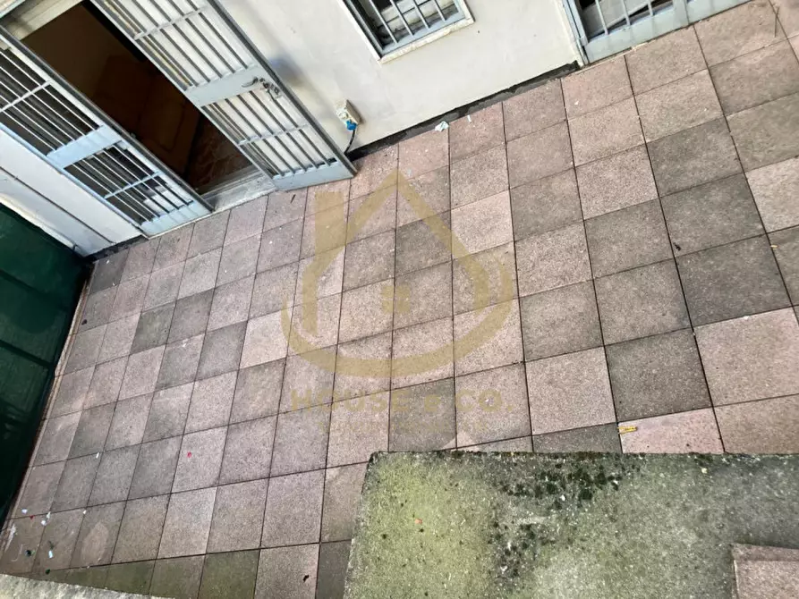 Immagine 31 di Laboratorio in vendita  in VIA del CARROBBIO a Vigevano