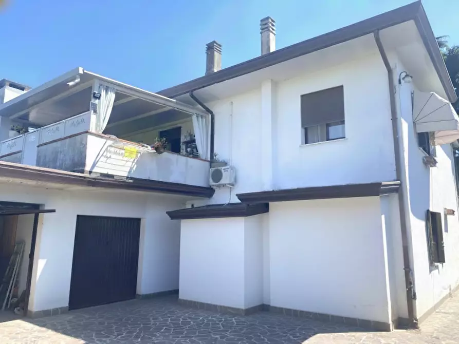 Immagine 29 di Casa bifamiliare in vendita  in Via Roma a Brugine