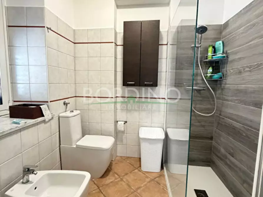 Immagine 17 di Villa in vendita  in Via San Pietro snc a Govone