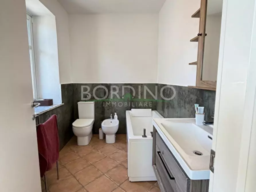 Immagine 28 di Villa in vendita  in Via San Pietro snc a Govone