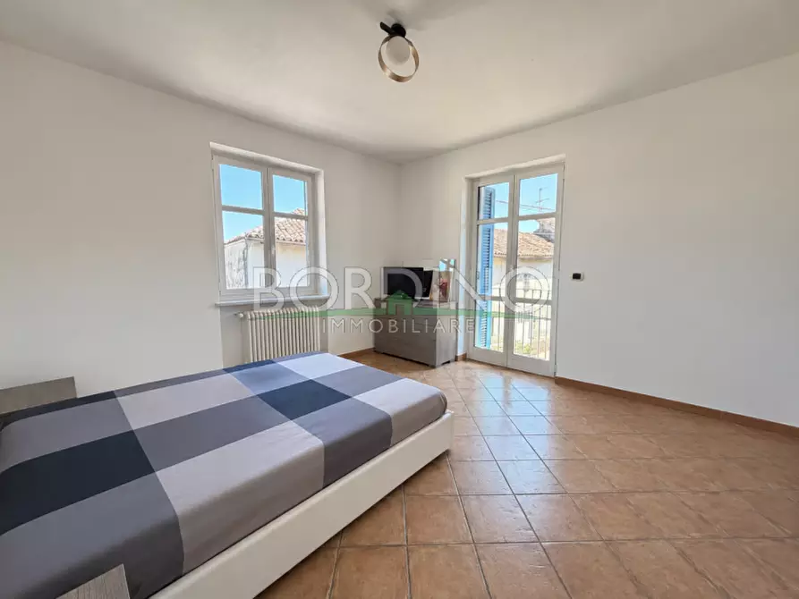 Immagine 30 di Villa in vendita  in Via San Pietro snc a Govone