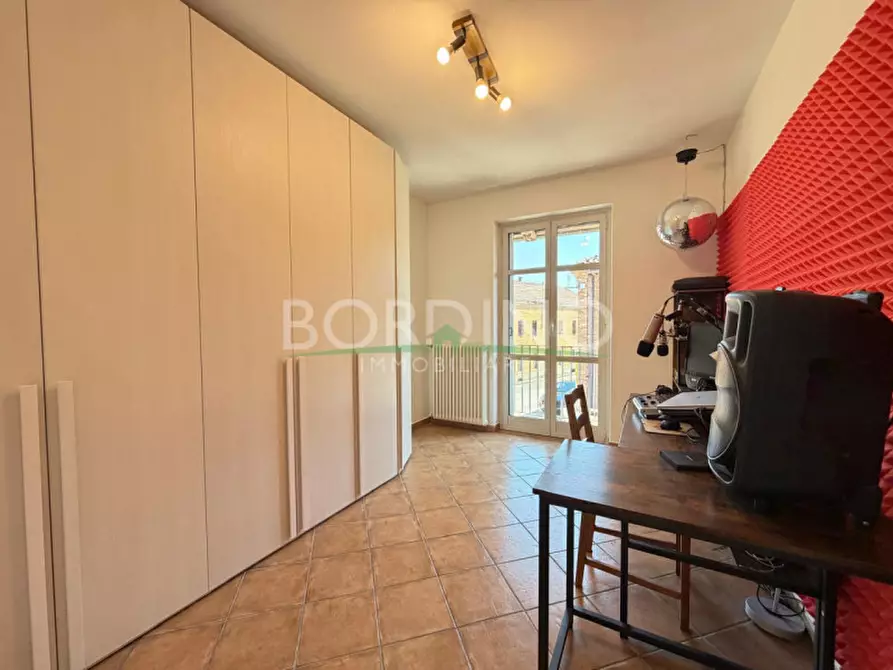 Immagine 32 di Villa in vendita  in Via San Pietro snc a Govone