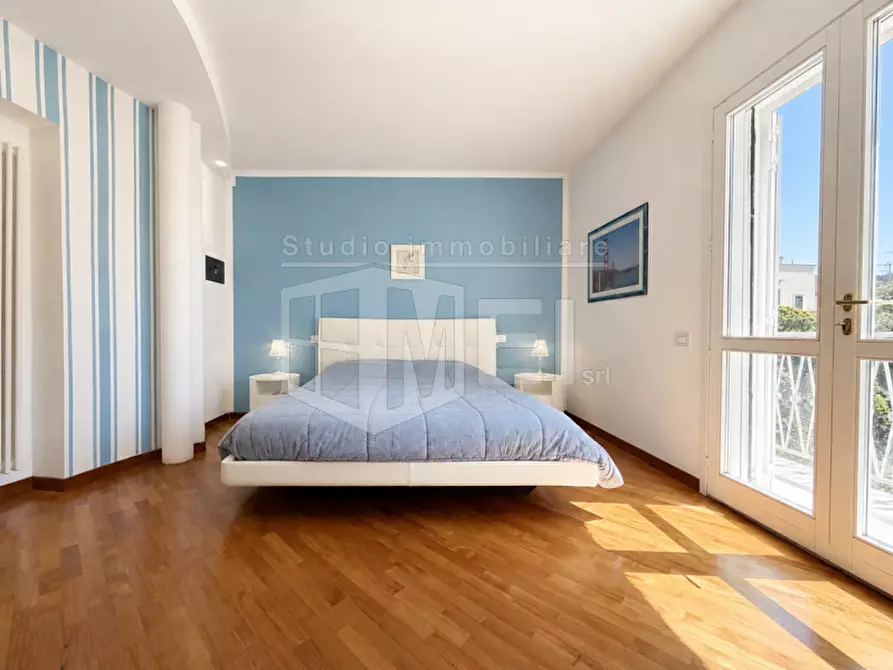 Immagine 23 di Villa in vendita  in via dell'elba a Livorno