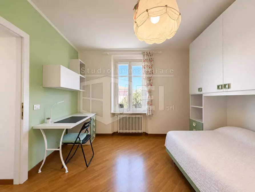 Immagine 26 di Villa in vendita  in via dell'elba a Livorno