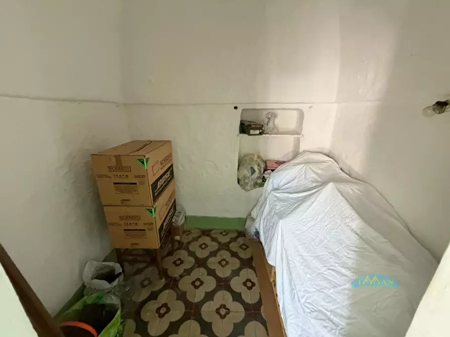 Immagine 19 di Casa indipendente in vendita  in Vico II Santoro Urgesi a Ceglie Messapico