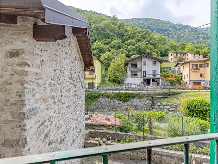 Immagine 39 di Casa indipendente in vendita  in Via ai mulini a Lasnigo