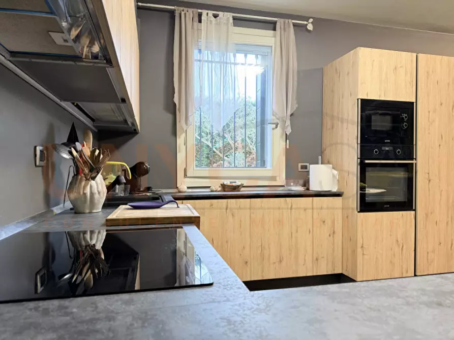 Immagine 11 di Casa trifamiliare in vendita  in Via Capitello a Veggiano