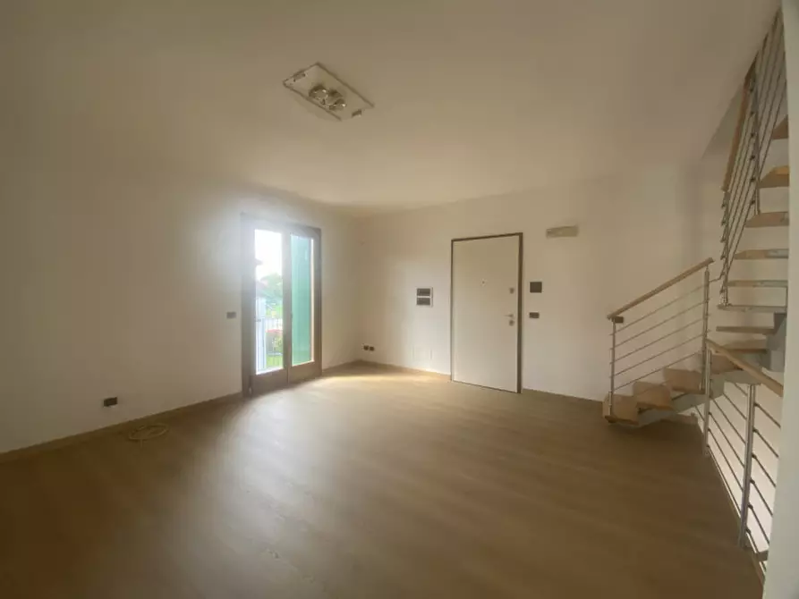 Immagine 2 di Appartamento in vendita  in Via ippolito nievo Mestrino a Mestrino